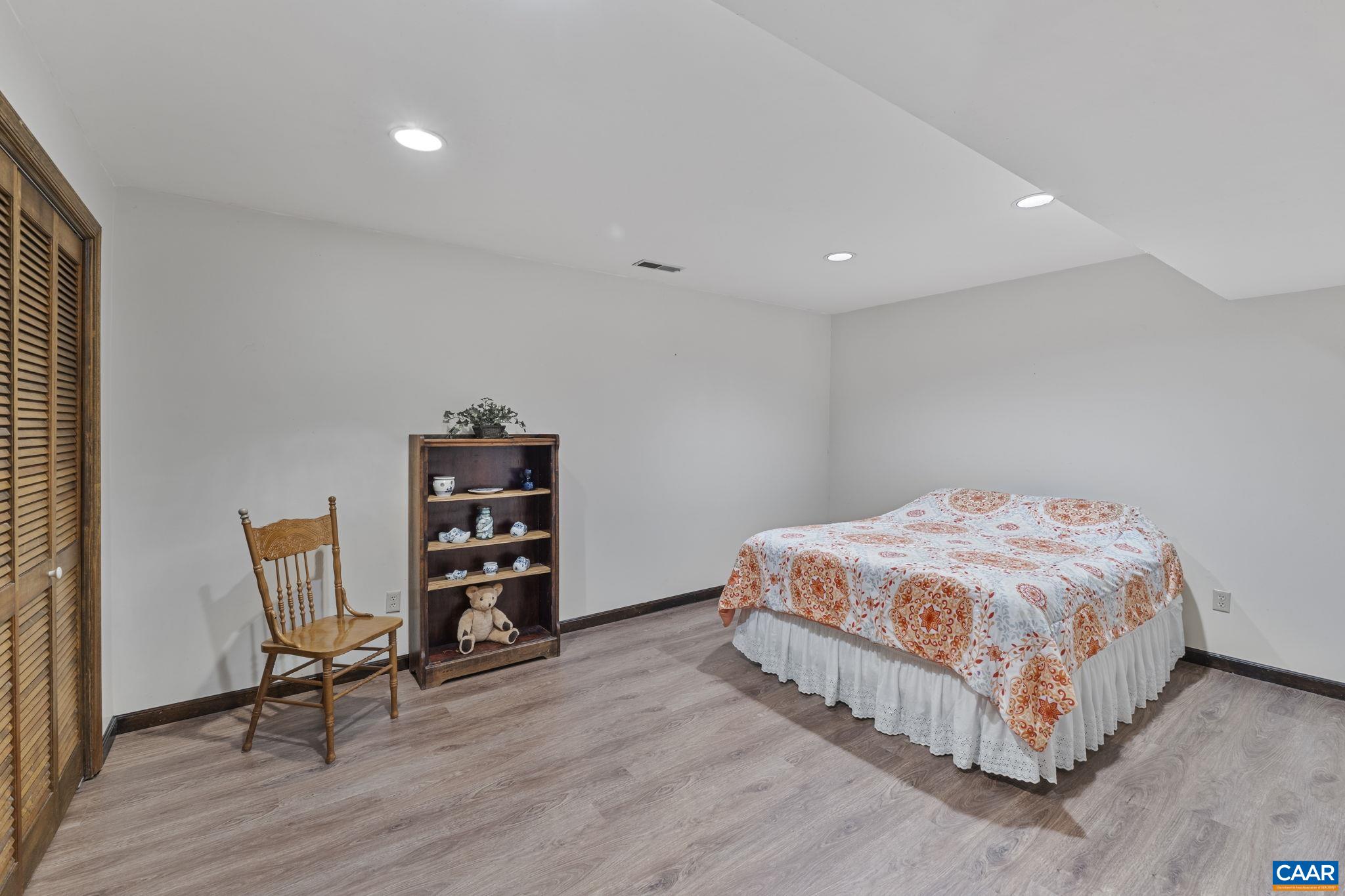 3911 PRITCHETT LN, CHARLOTTESVILLE, Virginia 22911, 4 Bedrooms Bedrooms, ,2 BathroomsBathrooms,Residential,Eagles Nest,3911 PRITCHETT LN,666616 MLS # 666616