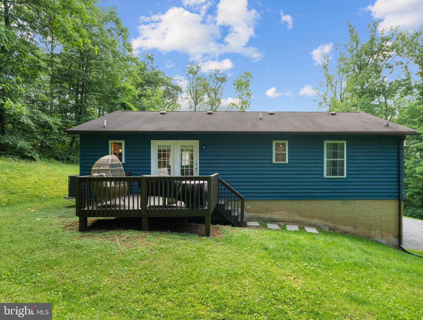 1971 HIGH TOP RD, LINDEN, Virginia 22642, 3 Bedrooms Bedrooms, ,2 BathroomsBathrooms,Residential,For sale,1971 HIGH TOP RD,VAWR2011316 MLS # VAWR2011316