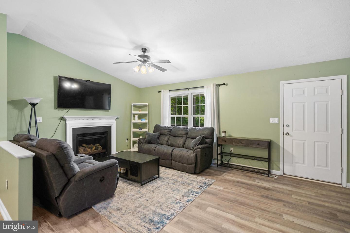 1971 HIGH TOP RD, LINDEN, Virginia 22642, 3 Bedrooms Bedrooms, ,2 BathroomsBathrooms,Residential,For sale,1971 HIGH TOP RD,VAWR2011316 MLS # VAWR2011316
