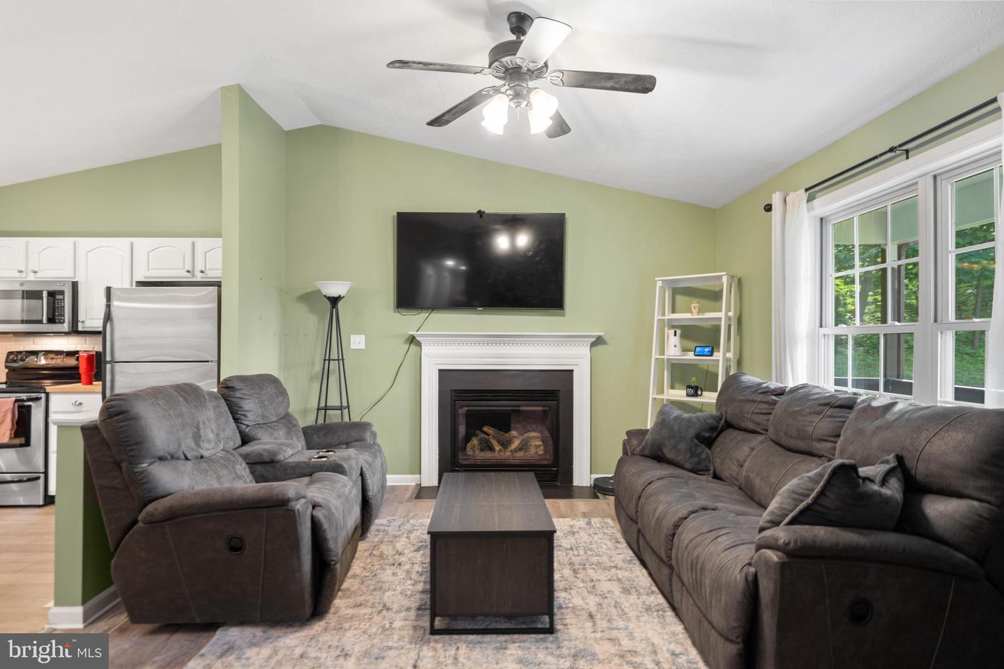 1971 HIGH TOP RD, LINDEN, Virginia 22642, 3 Bedrooms Bedrooms, ,2 BathroomsBathrooms,Residential,For sale,1971 HIGH TOP RD,VAWR2011316 MLS # VAWR2011316