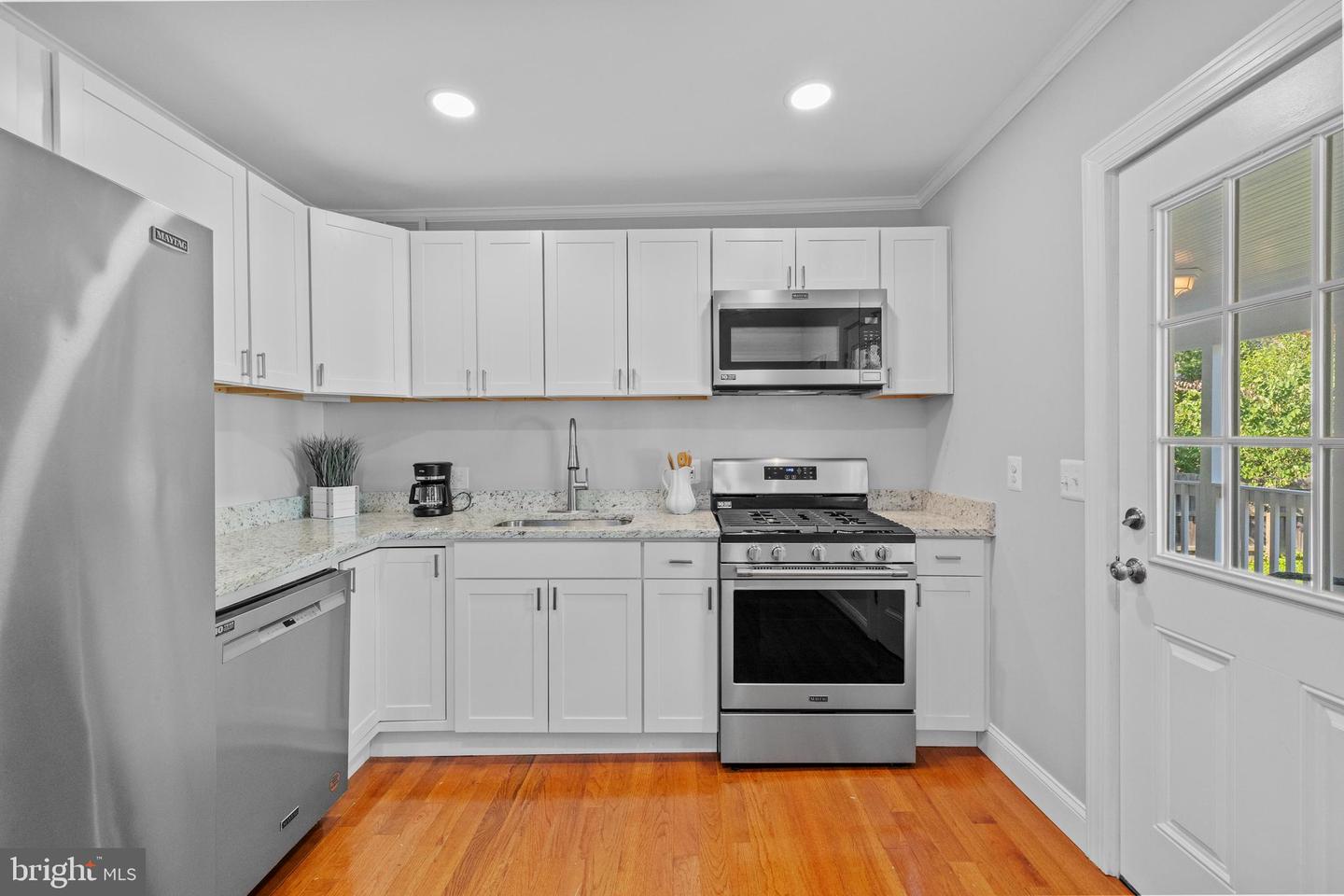 2911 BROOK DR, FALLS CHURCH, Virginia 22042, 3 Bedrooms Bedrooms, ,2 BathroomsBathrooms,Residential,For sale,2911 BROOK DR,VAFX2244930 MLS # VAFX2244930
