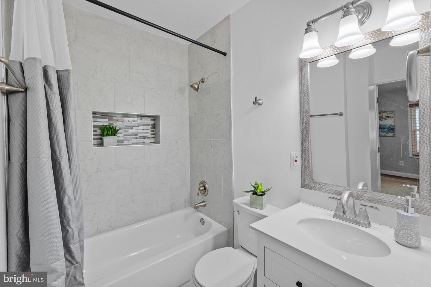 2911 BROOK DR, FALLS CHURCH, Virginia 22042, 3 Bedrooms Bedrooms, ,2 BathroomsBathrooms,Residential,For sale,2911 BROOK DR,VAFX2244930 MLS # VAFX2244930