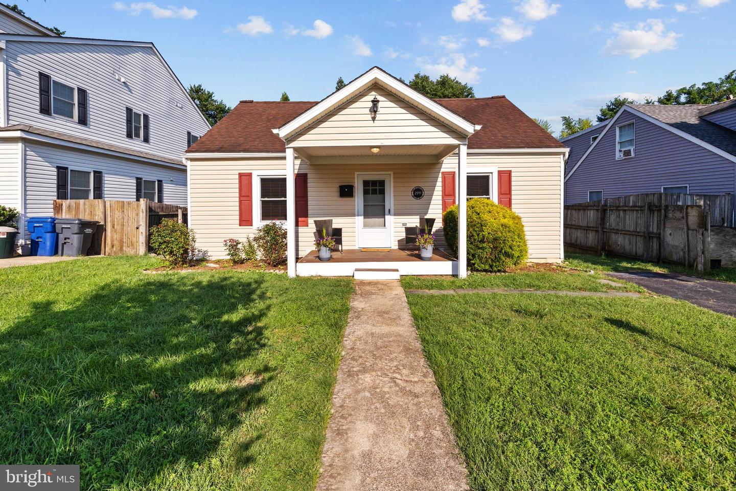 2911 BROOK DR, FALLS CHURCH, Virginia 22042, 3 Bedrooms Bedrooms, ,2 BathroomsBathrooms,Residential,For sale,2911 BROOK DR,VAFX2244930 MLS # VAFX2244930