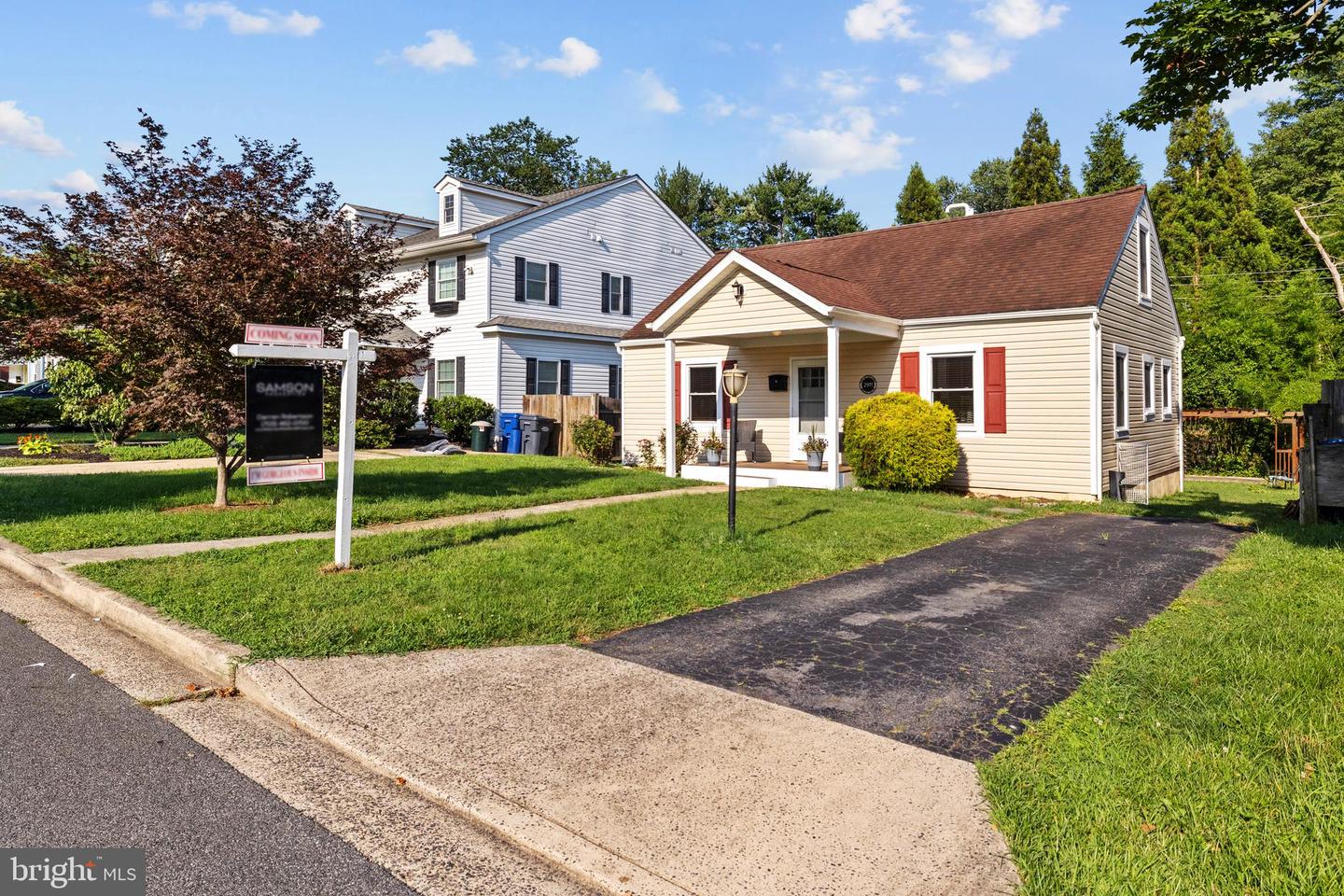 2911 BROOK DR, FALLS CHURCH, Virginia 22042, 3 Bedrooms Bedrooms, ,2 BathroomsBathrooms,Residential,For sale,2911 BROOK DR,VAFX2244930 MLS # VAFX2244930
