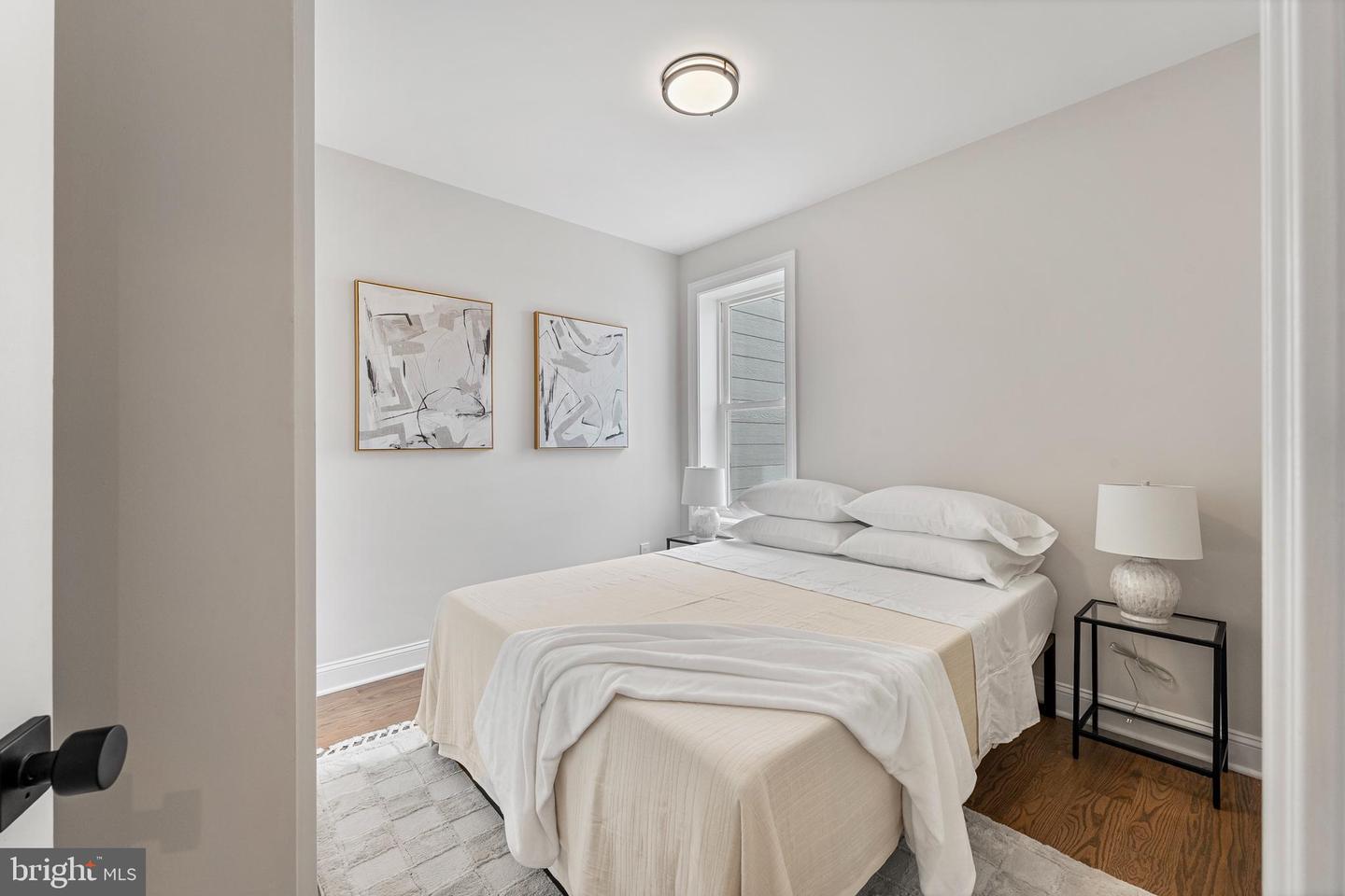 646 LEXINGTON PL NE, WASHINGTON, District Of Columbia 20002, 6 Bedrooms Bedrooms, ,4 BathroomsBathrooms,Residential,For sale,646 LEXINGTON PL NE,DCDC2204078 MLS # DCDC2204078