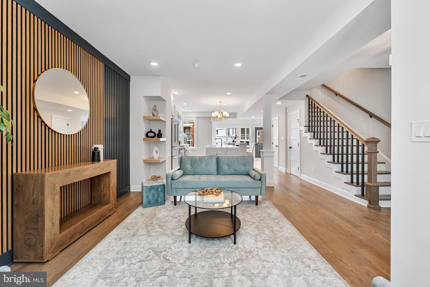 646 LEXINGTON PL NE, WASHINGTON, District Of Columbia 20002, 6 Bedrooms Bedrooms, ,4 BathroomsBathrooms,Residential,For sale,646 LEXINGTON PL NE,DCDC2204078 MLS # DCDC2204078