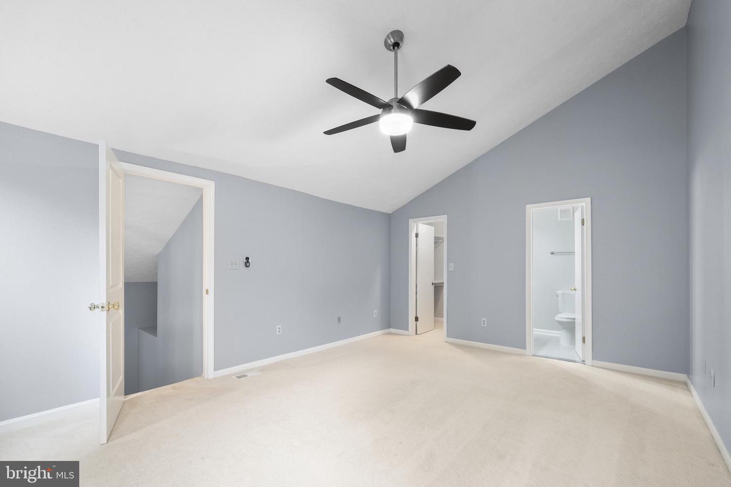 7620 WILLOW POINT DR #7620, FALLS CHURCH, Virginia 22042, 2 Bedrooms Bedrooms, ,2 BathroomsBathrooms,Residential,For sale,7620 WILLOW POINT DR #7620,VAFX2245570 MLS # VAFX2245570