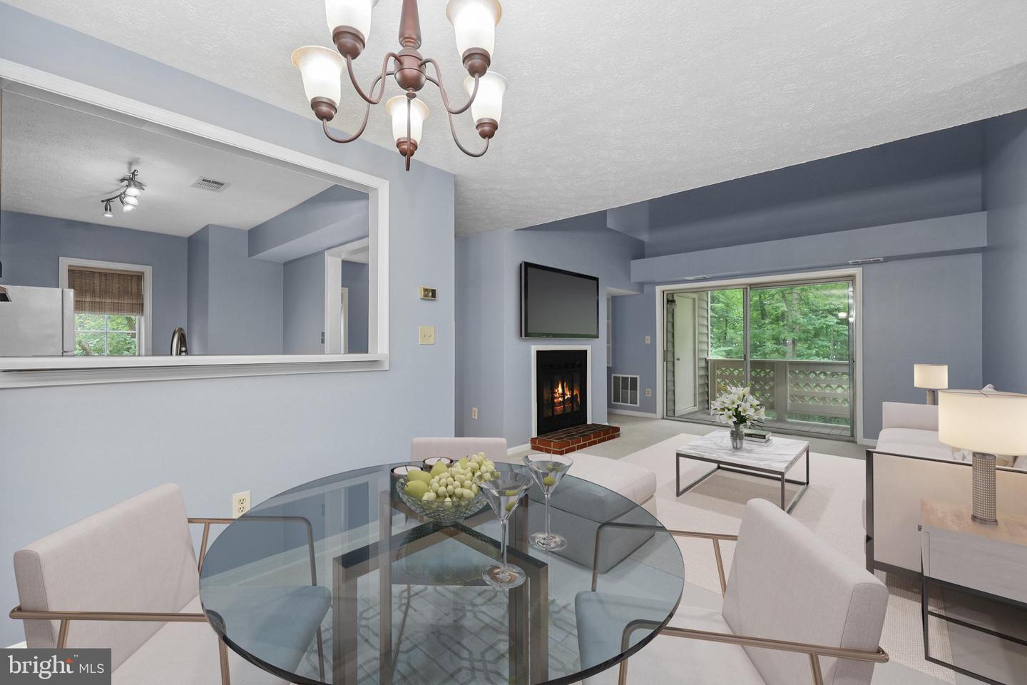 7620 WILLOW POINT DR #7620, FALLS CHURCH, Virginia 22042, 2 Bedrooms Bedrooms, ,2 BathroomsBathrooms,Residential,For sale,7620 WILLOW POINT DR #7620,VAFX2245570 MLS # VAFX2245570