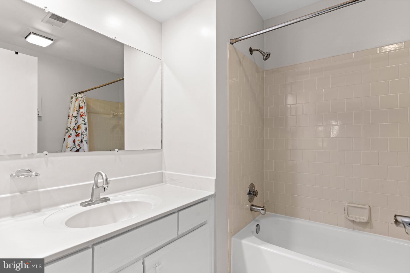 12909 ROUTE 50 #12909A, FAIRFAX, Virginia 22033, 2 Bedrooms Bedrooms, ,2 BathroomsBathrooms,Residential,For sale,12909 ROUTE 50 #12909A,VAFX2245898 MLS # VAFX2245898