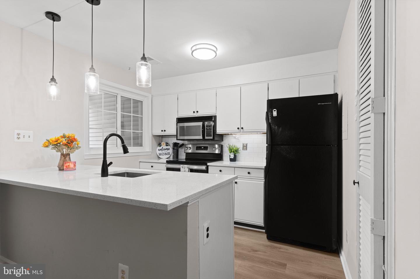 12909 ROUTE 50 #12909A, FAIRFAX, Virginia 22033, 2 Bedrooms Bedrooms, ,2 BathroomsBathrooms,Residential,For sale,12909 ROUTE 50 #12909A,VAFX2245898 MLS # VAFX2245898