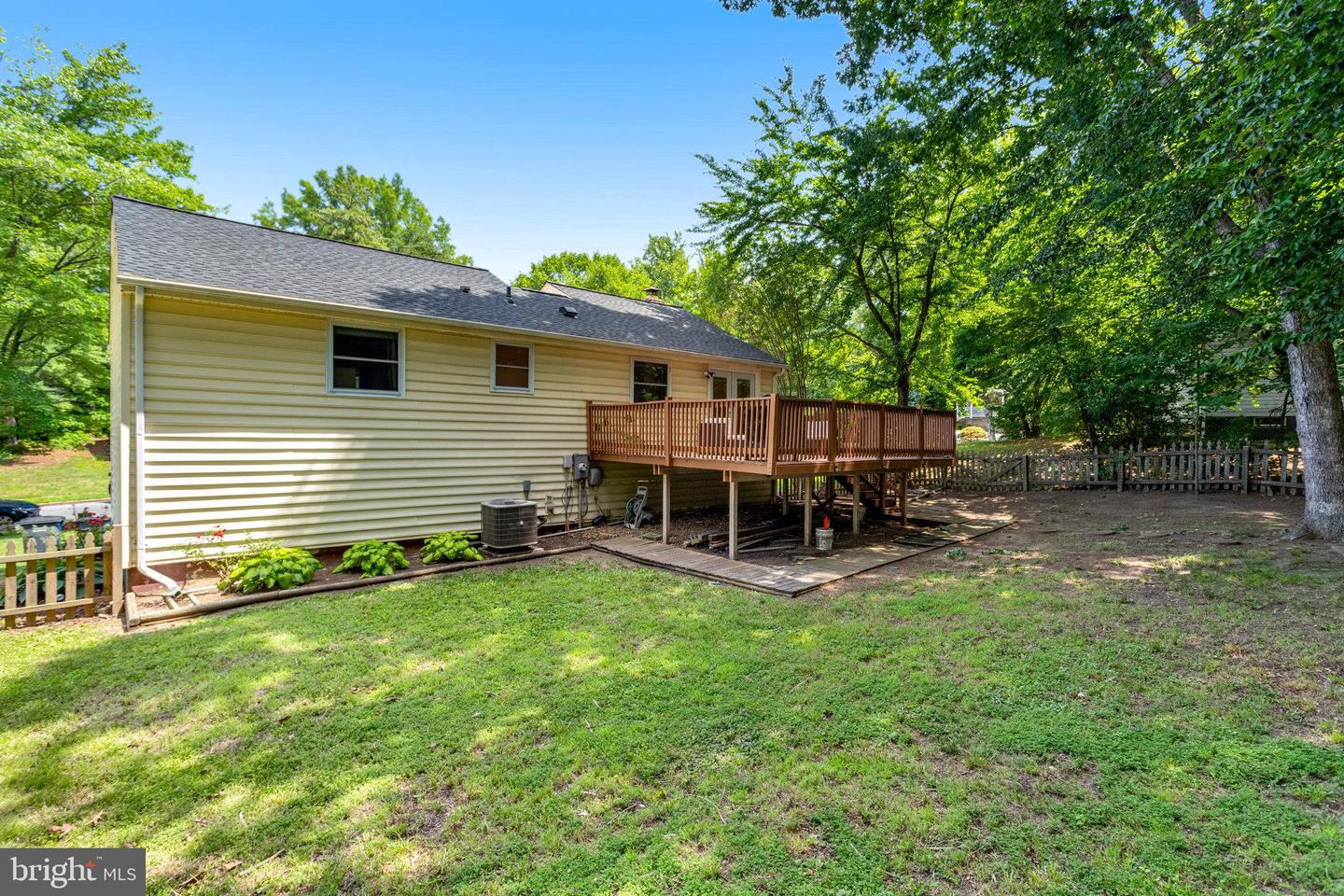16104 BENEDICT CT, WOODBRIDGE, Virginia 22191, 3 Bedrooms Bedrooms, ,2 BathroomsBathrooms,Residential,For sale,16104 BENEDICT CT,VAPW2096860 MLS # VAPW2096860