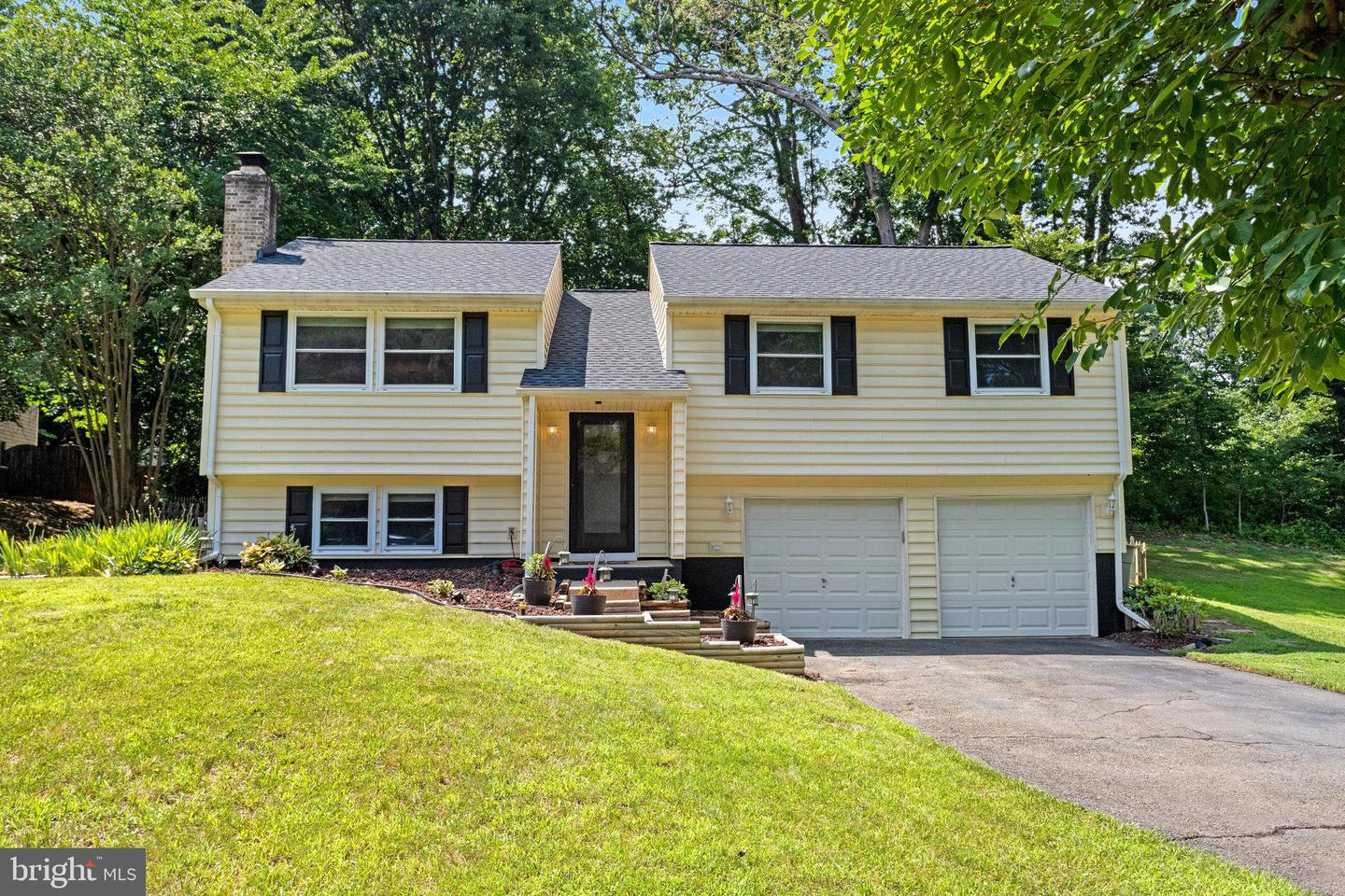 16104 BENEDICT CT, WOODBRIDGE, Virginia 22191, 3 Bedrooms Bedrooms, ,2 BathroomsBathrooms,Residential,For sale,16104 BENEDICT CT,VAPW2096860 MLS # VAPW2096860