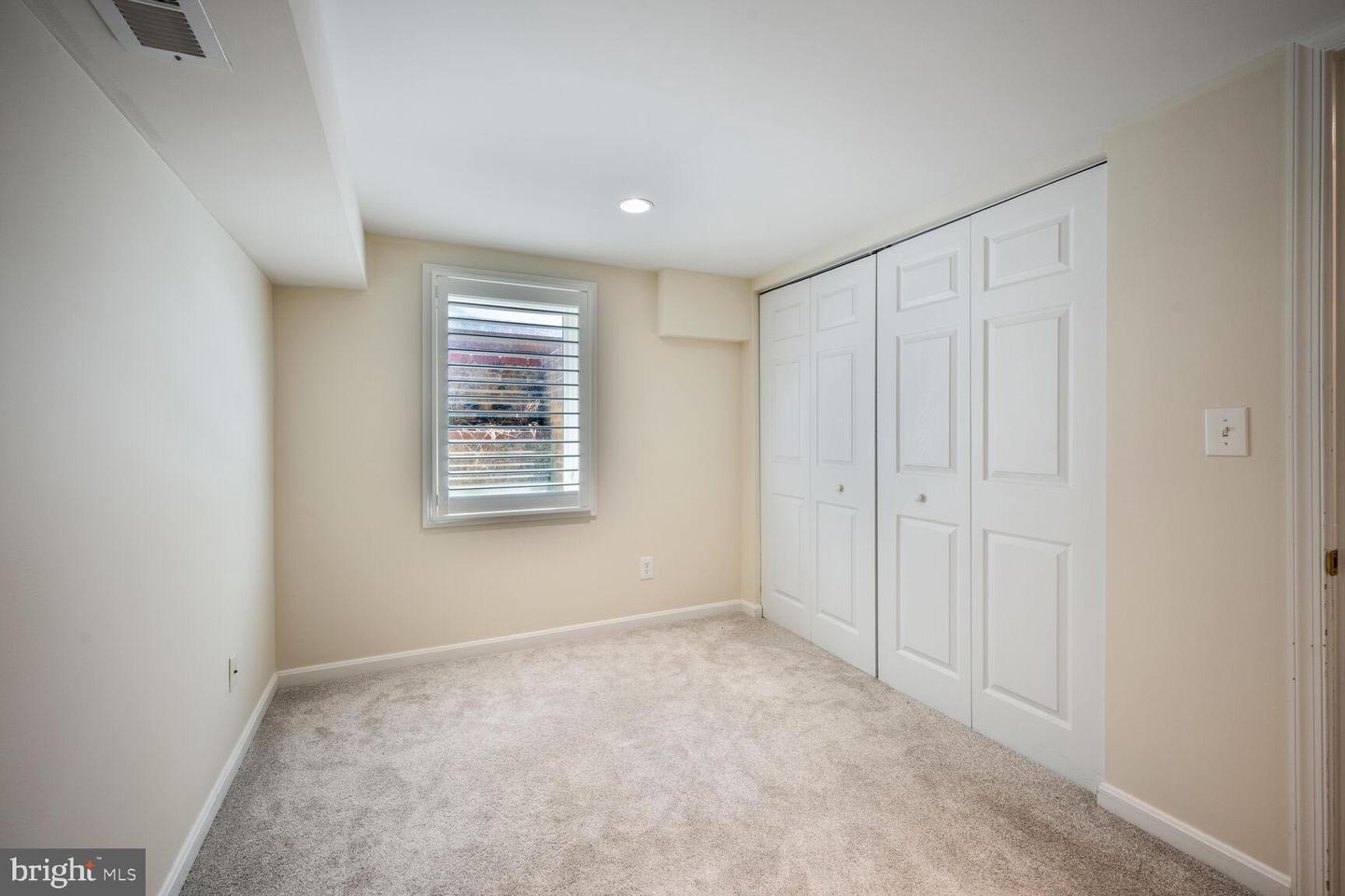 3101 N THOMAS ST, ARLINGTON, Virginia 22207, 5 Bedrooms Bedrooms, ,3 BathroomsBathrooms,Residential,For sale,3101 N THOMAS ST,VAAR2059132 MLS # VAAR2059132