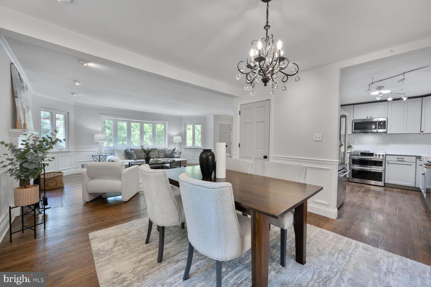 3101 N THOMAS ST, ARLINGTON, Virginia 22207, 5 Bedrooms Bedrooms, ,3 BathroomsBathrooms,Residential,For sale,3101 N THOMAS ST,VAAR2059132 MLS # VAAR2059132