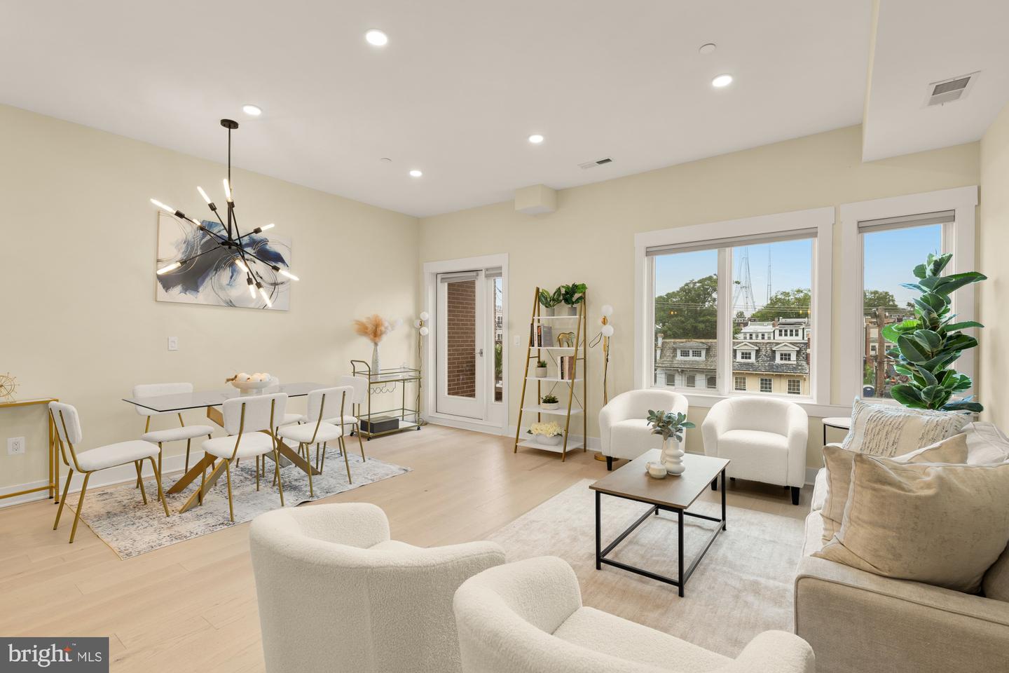 822 KENNEDY ST NW #8, WASHINGTON, District Of Columbia 20011, 2 Bedrooms Bedrooms, ,2 BathroomsBathrooms,Residential,For sale,822 KENNEDY ST NW #8,DCDC2205740 MLS # DCDC2205740