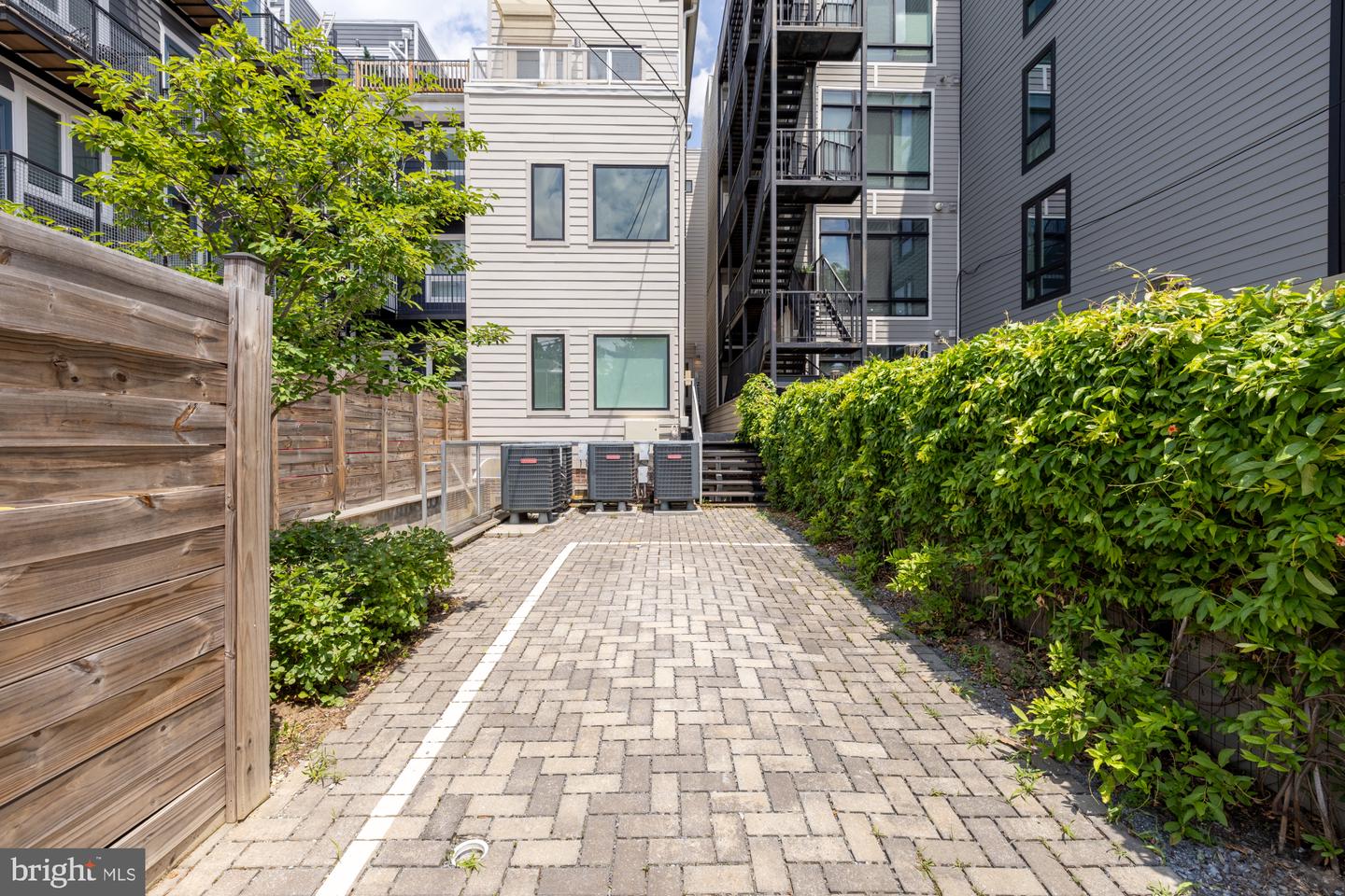 822 KENNEDY ST NW #8, WASHINGTON, District Of Columbia 20011, 2 Bedrooms Bedrooms, ,2 BathroomsBathrooms,Residential,For sale,822 KENNEDY ST NW #8,DCDC2205740 MLS # DCDC2205740