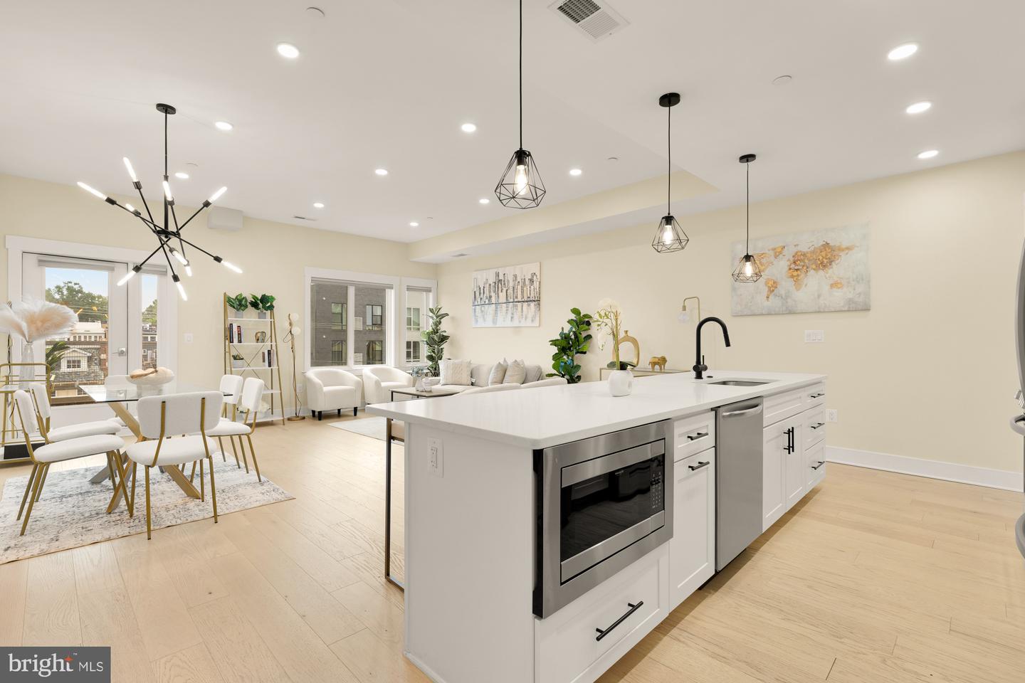 822 KENNEDY ST NW #8, WASHINGTON, District Of Columbia 20011, 2 Bedrooms Bedrooms, ,2 BathroomsBathrooms,Residential,For sale,822 KENNEDY ST NW #8,DCDC2205740 MLS # DCDC2205740
