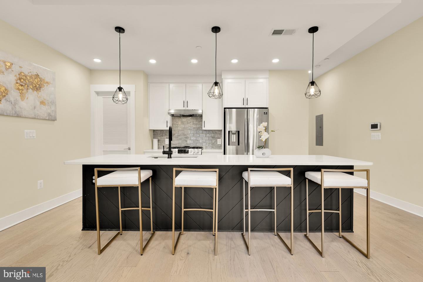 822 KENNEDY ST NW #8, WASHINGTON, District Of Columbia 20011, 2 Bedrooms Bedrooms, ,2 BathroomsBathrooms,Residential,For sale,822 KENNEDY ST NW #8,DCDC2205740 MLS # DCDC2205740