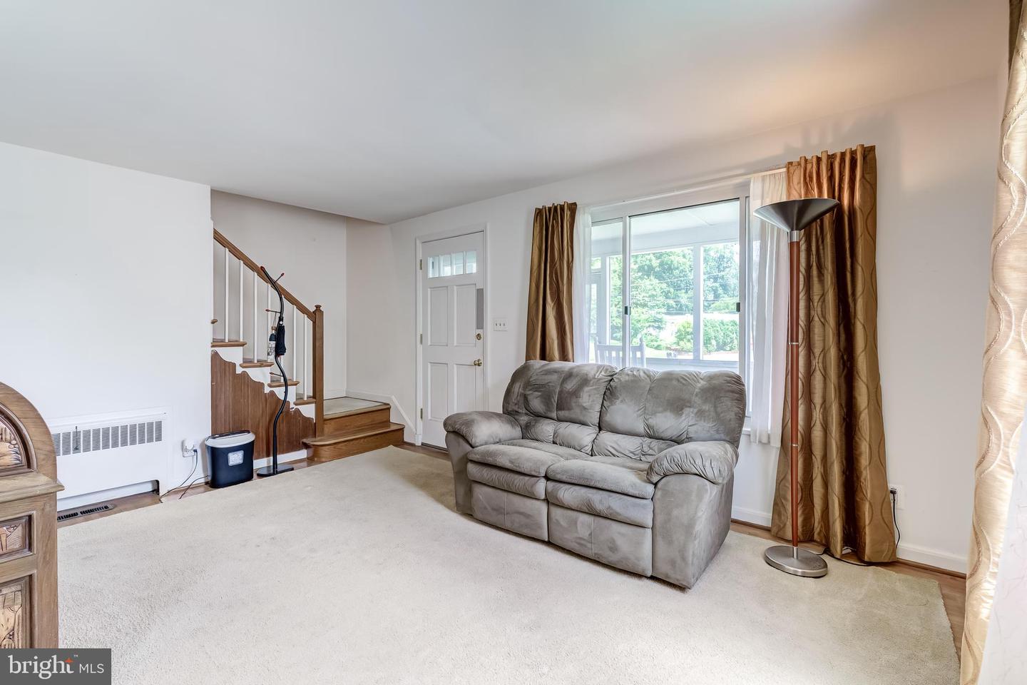 3810 JANCIE RD, FAIRFAX, Virginia 22030, 4 Bedrooms Bedrooms, ,2 BathroomsBathrooms,Residential,For sale,3810 JANCIE RD,VAFC2006458 MLS # VAFC2006458