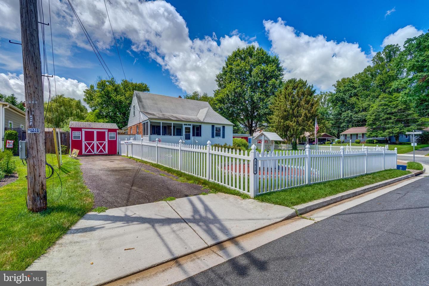 3810 JANCIE RD, FAIRFAX, Virginia 22030, 4 Bedrooms Bedrooms, ,2 BathroomsBathrooms,Residential,For sale,3810 JANCIE RD,VAFC2006458 MLS # VAFC2006458