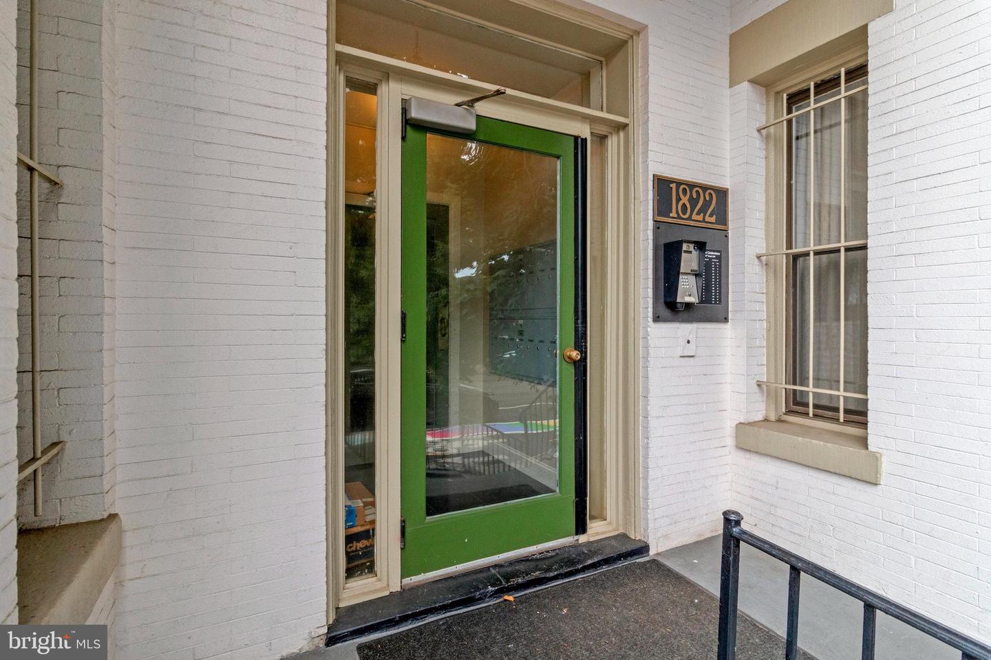 1822-15TH NW 15TH ST NW #202, WASHINGTON, District Of Columbia 20009, ,1 BathroomBathrooms,Residential,For sale,1822-15TH NW 15TH ST NW #202,DCDC2205866 MLS # DCDC2205866