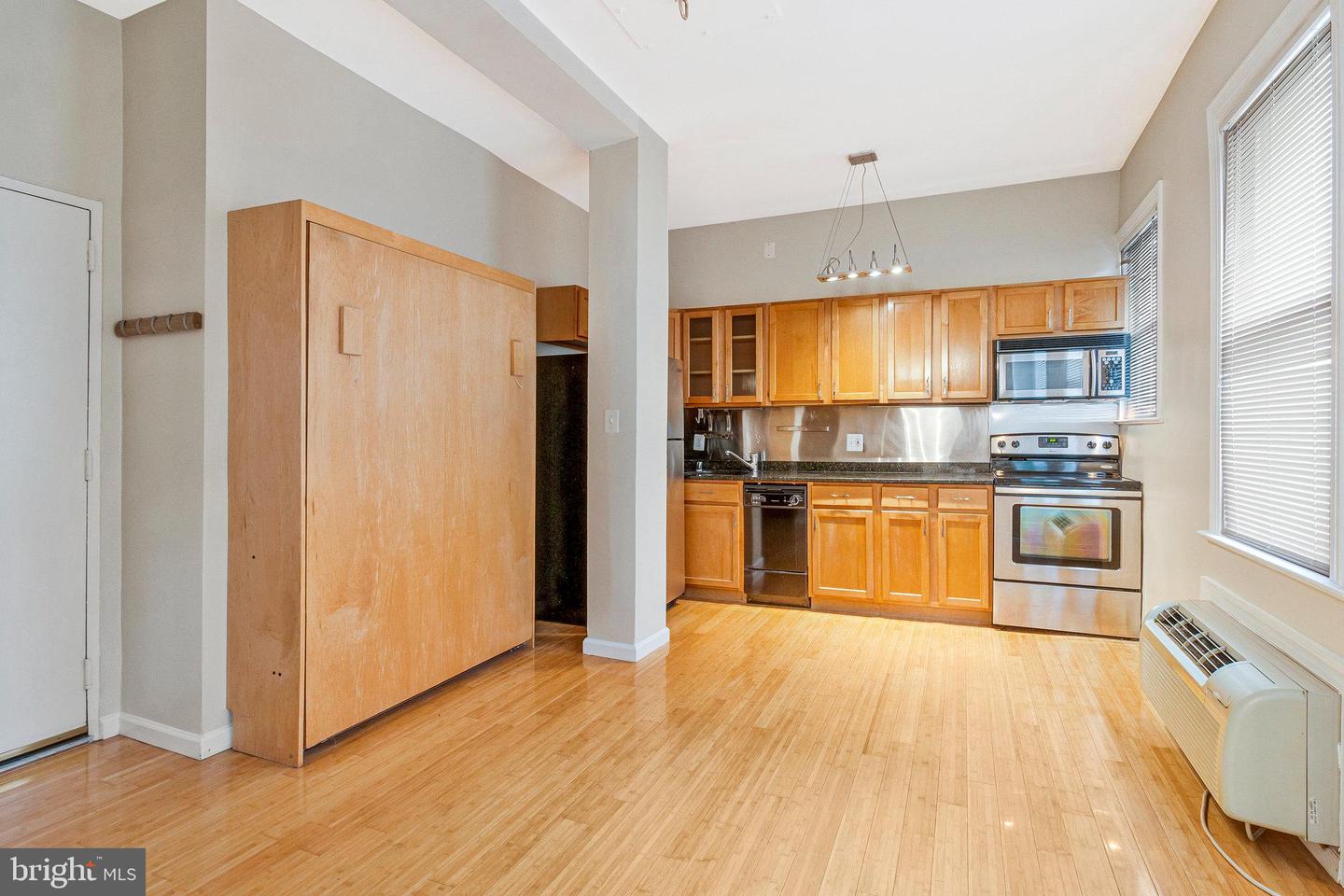 1822-15TH NW 15TH ST NW #202, WASHINGTON, District Of Columbia 20009, ,1 BathroomBathrooms,Residential,For sale,1822-15TH NW 15TH ST NW #202,DCDC2205866 MLS # DCDC2205866
