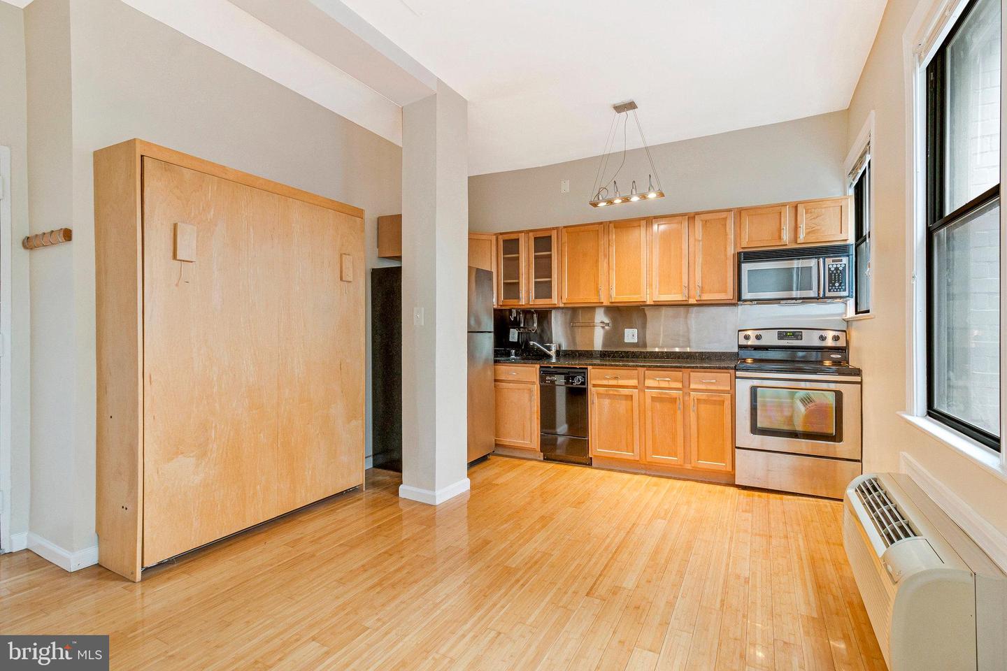 1822-15TH NW 15TH ST NW #202, WASHINGTON, District Of Columbia 20009, ,1 BathroomBathrooms,Residential,For sale,1822-15TH NW 15TH ST NW #202,DCDC2205866 MLS # DCDC2205866