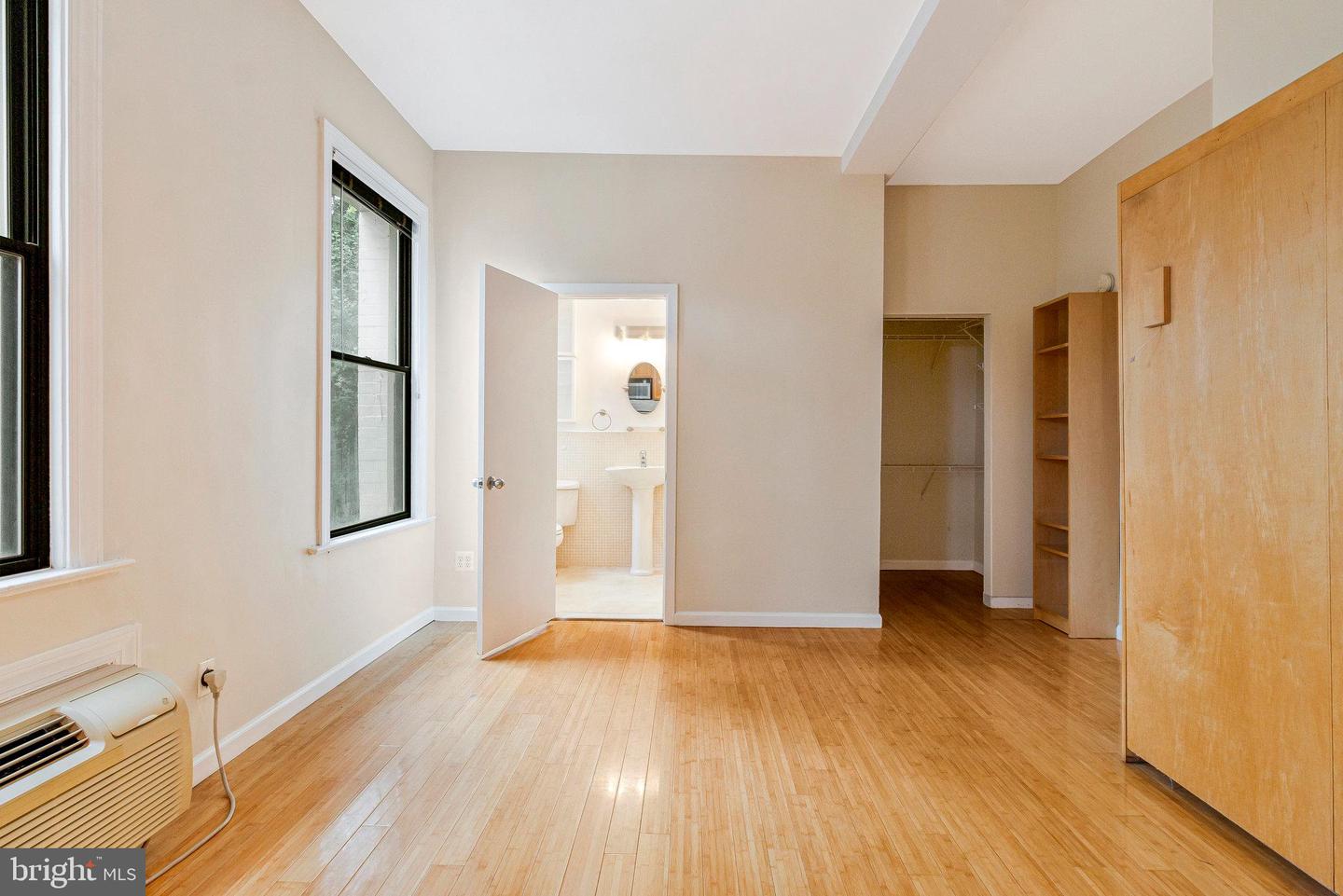 1822-15TH NW 15TH ST NW #202, WASHINGTON, District Of Columbia 20009, ,1 BathroomBathrooms,Residential,For sale,1822-15TH NW 15TH ST NW #202,DCDC2205866 MLS # DCDC2205866