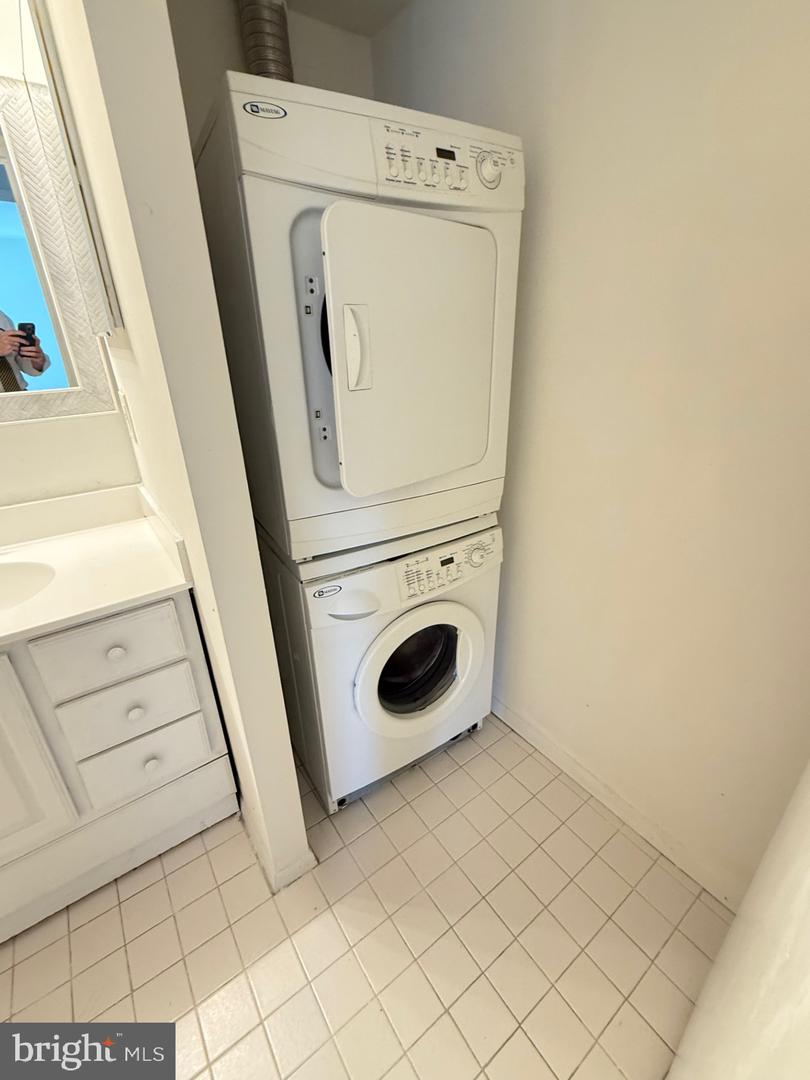 6300 STEVENSON AVE #419, ALEXANDRIA, Virginia 22304, 1 Bedroom Bedrooms, ,1 BathroomBathrooms,Residential,For sale,6300 STEVENSON AVE #419,VAAX2046576 MLS # VAAX2046576 6300 STEVENSON AVE #419, ALEXANDRIA, Virginia 22304, 1 Bedroom Bedrooms, ,1 BathroomBathrooms,Residential,For sale,6300 STEVENSON AVE #419,VAAX2046576 MLS # VAAX2046576