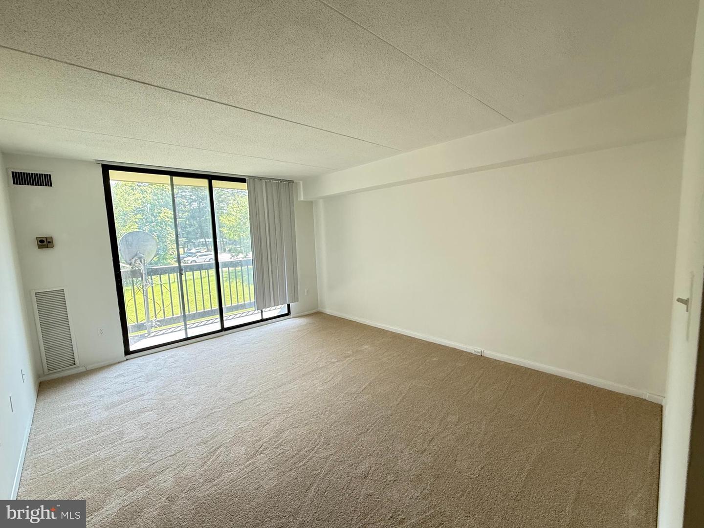 6300 STEVENSON AVE #419, ALEXANDRIA, Virginia 22304, 1 Bedroom Bedrooms, ,1 BathroomBathrooms,Residential,For sale,6300 STEVENSON AVE #419,VAAX2046576 MLS # VAAX2046576