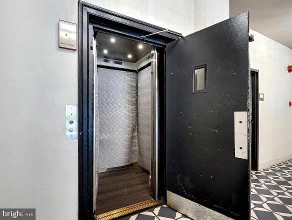 1669 COLUMBIA RD NW #215, WASHINGTON, District Of Columbia 20009, 1 Bedroom Bedrooms, ,1 BathroomBathrooms,Residential,For sale,1669 COLUMBIA RD NW #215,DCDC2206188 MLS # DCDC2206188