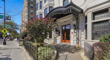 1669 COLUMBIA RD NW #215, WASHINGTON, District Of Columbia 20009, 1 Bedroom Bedrooms, ,1 BathroomBathrooms,Residential,For sale,1669 COLUMBIA RD NW #215,DCDC2206188 MLS # DCDC2206188