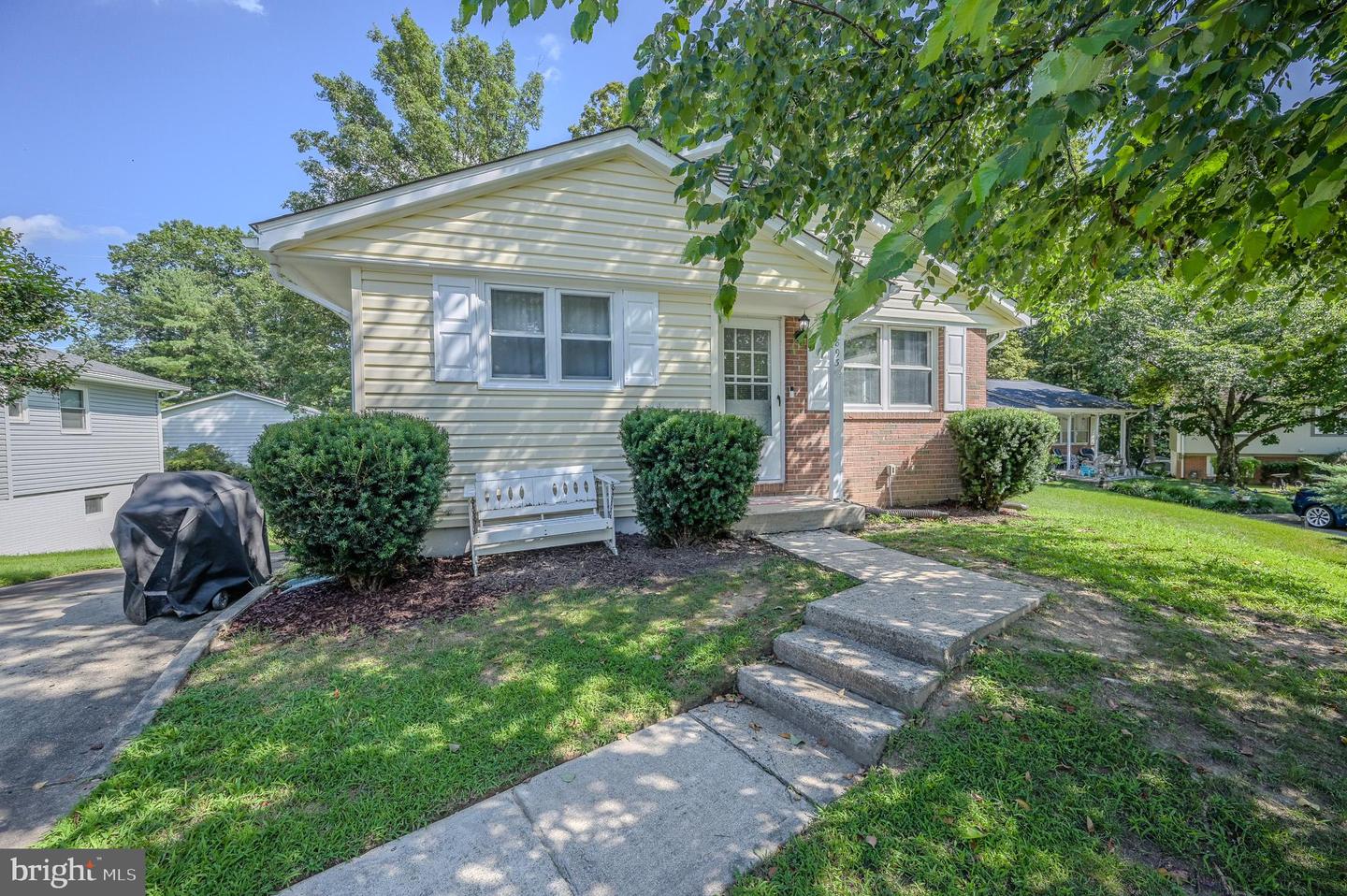 2893 CHALET CT, WOODBRIDGE, Virginia 22192, 3 Bedrooms Bedrooms, ,2 BathroomsBathrooms,Residential,For sale,2893 CHALET CT,VAPW2097524 MLS # VAPW2097524