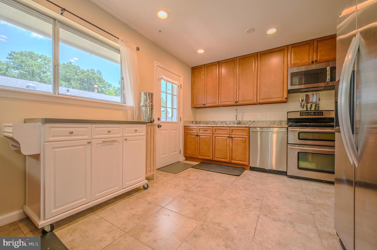 2893 CHALET CT, WOODBRIDGE, Virginia 22192, 3 Bedrooms Bedrooms, ,2 BathroomsBathrooms,Residential,For sale,2893 CHALET CT,VAPW2097524 MLS # VAPW2097524