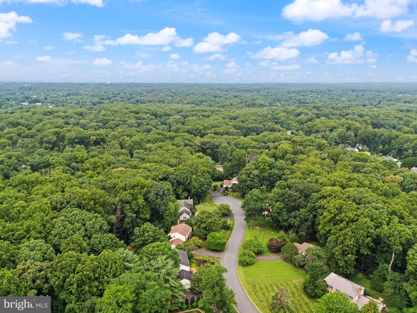 10912 BLUE ROAN RD, OAKTON, Virginia 22124, 4 Bedrooms Bedrooms, ,3 BathroomsBathrooms,Residential,For sale,10912 BLUE ROAN RD,VAFX2249182 MLS # VAFX2249182