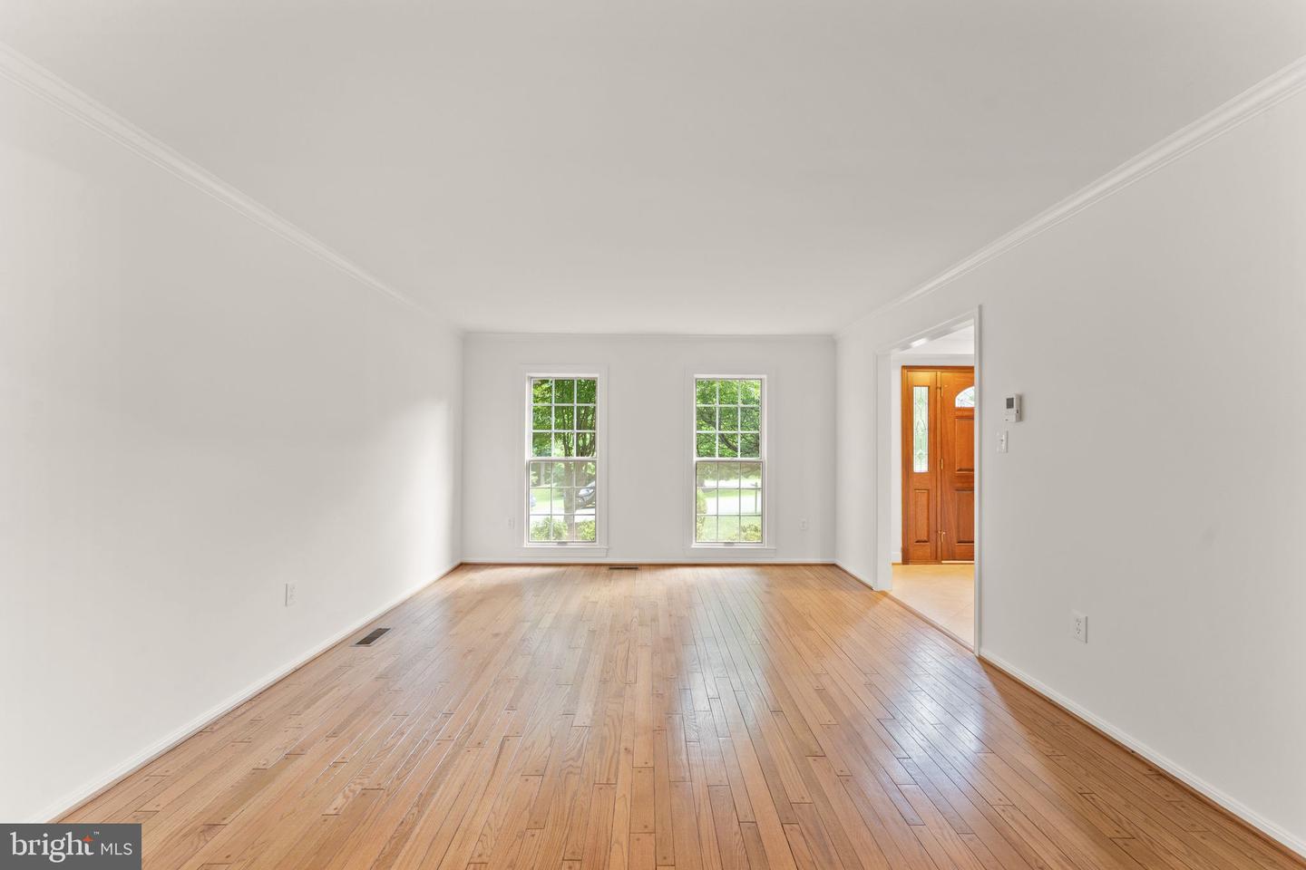 10912 BLUE ROAN RD, OAKTON, Virginia 22124, 4 Bedrooms Bedrooms, ,3 BathroomsBathrooms,Residential,For sale,10912 BLUE ROAN RD,VAFX2249182 MLS # VAFX2249182