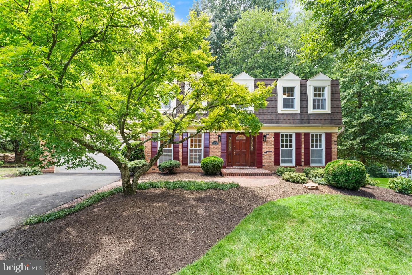 10912 BLUE ROAN RD, OAKTON, Virginia 22124, 4 Bedrooms Bedrooms, ,3 BathroomsBathrooms,Residential,For sale,10912 BLUE ROAN RD,VAFX2249182 MLS # VAFX2249182
