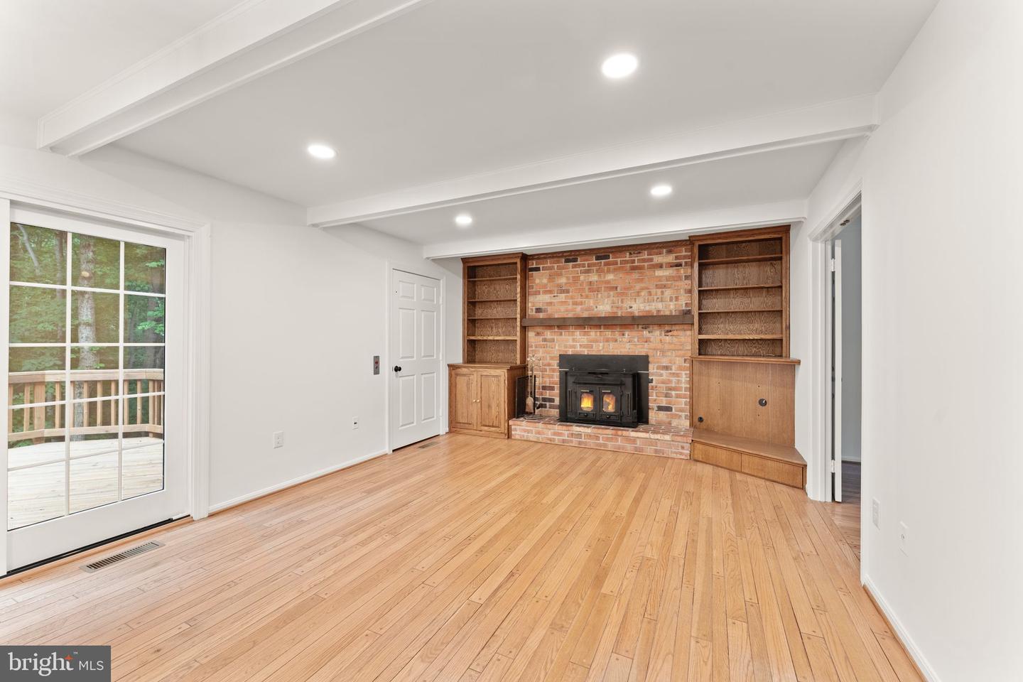 10912 BLUE ROAN RD, OAKTON, Virginia 22124, 4 Bedrooms Bedrooms, ,3 BathroomsBathrooms,Residential,For sale,10912 BLUE ROAN RD,VAFX2249182 MLS # VAFX2249182
