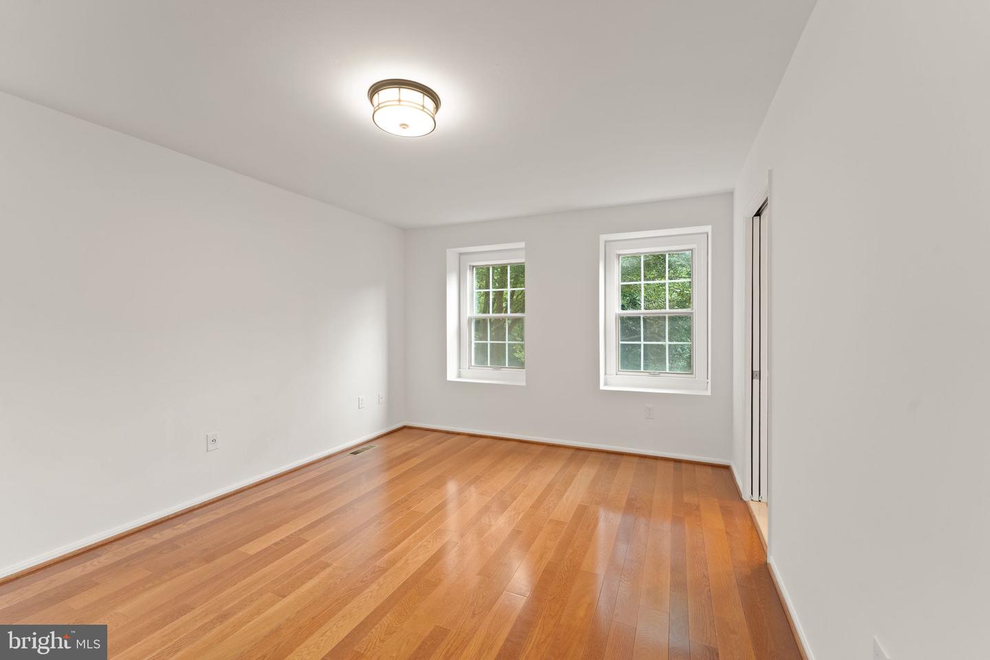 10912 BLUE ROAN RD, OAKTON, Virginia 22124, 4 Bedrooms Bedrooms, ,3 BathroomsBathrooms,Residential,For sale,10912 BLUE ROAN RD,VAFX2249182 MLS # VAFX2249182