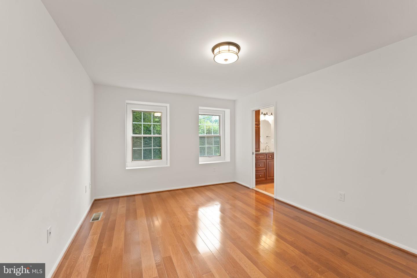 10912 BLUE ROAN RD, OAKTON, Virginia 22124, 4 Bedrooms Bedrooms, ,3 BathroomsBathrooms,Residential,For sale,10912 BLUE ROAN RD,VAFX2249182 MLS # VAFX2249182