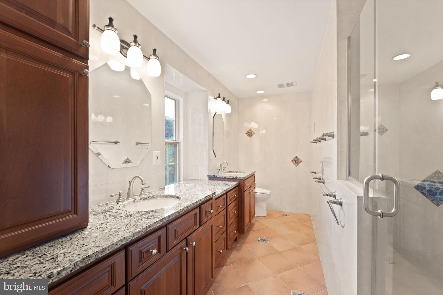 10912 BLUE ROAN RD, OAKTON, Virginia 22124, 4 Bedrooms Bedrooms, ,3 BathroomsBathrooms,Residential,For sale,10912 BLUE ROAN RD,VAFX2249182 MLS # VAFX2249182