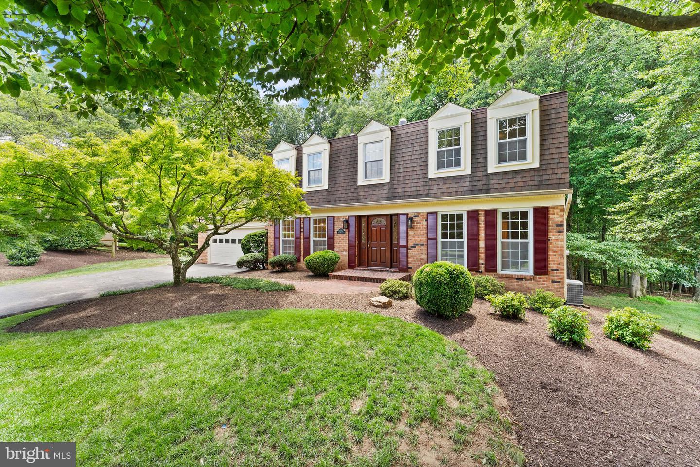 10912 BLUE ROAN RD, OAKTON, Virginia 22124, 4 Bedrooms Bedrooms, ,3 BathroomsBathrooms,Residential,For sale,10912 BLUE ROAN RD,VAFX2249182 MLS # VAFX2249182