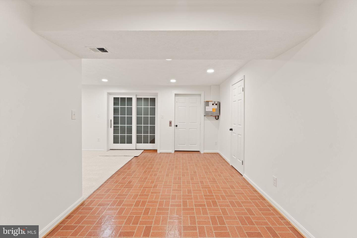 10912 BLUE ROAN RD, OAKTON, Virginia 22124, 4 Bedrooms Bedrooms, ,3 BathroomsBathrooms,Residential,For sale,10912 BLUE ROAN RD,VAFX2249182 MLS # VAFX2249182