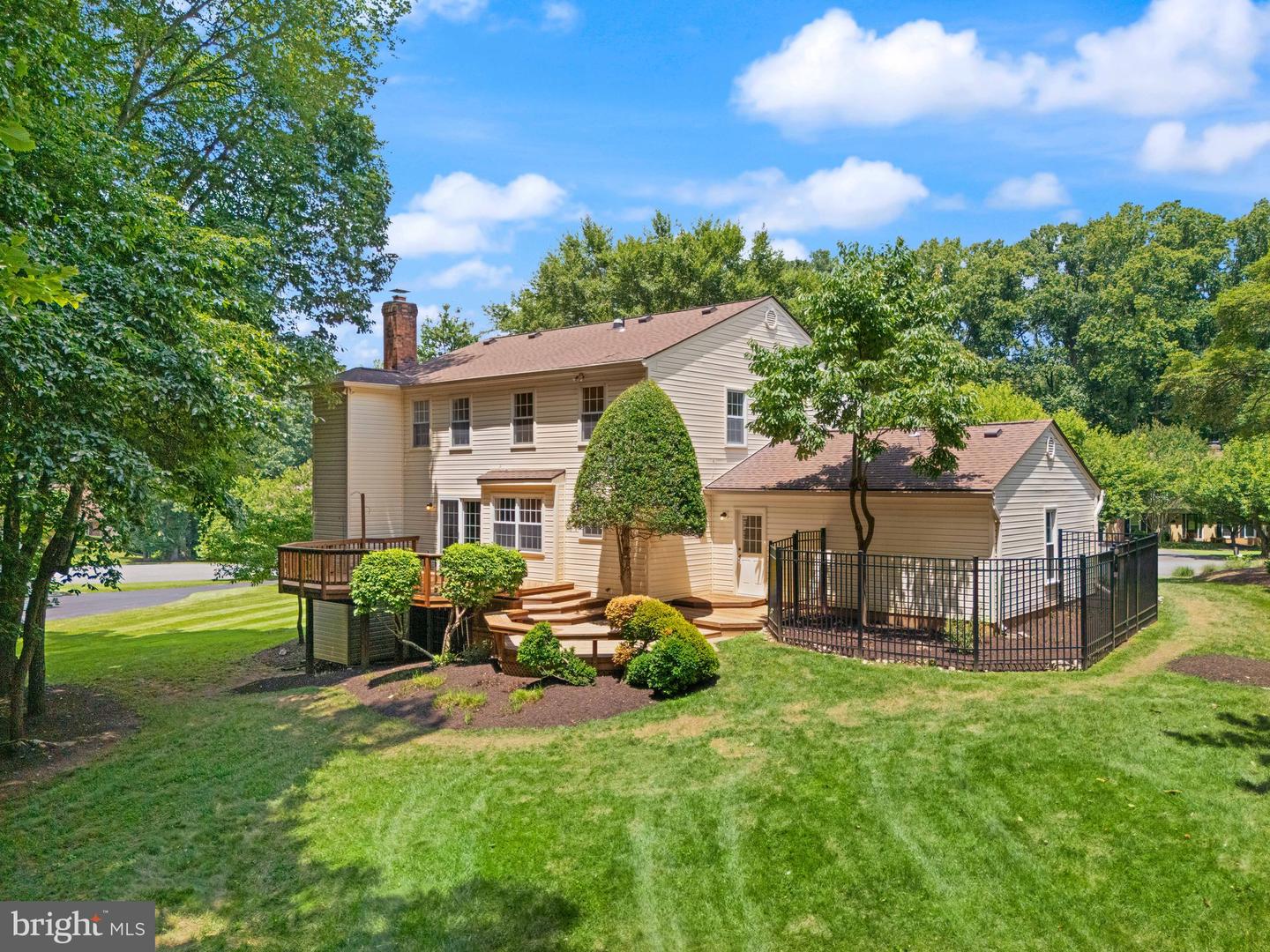 10912 BLUE ROAN RD, OAKTON, Virginia 22124, 4 Bedrooms Bedrooms, ,3 BathroomsBathrooms,Residential,For sale,10912 BLUE ROAN RD,VAFX2249182 MLS # VAFX2249182