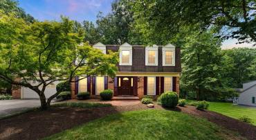 10912 BLUE ROAN RD, OAKTON, Virginia 22124, 4 Bedrooms Bedrooms, ,3 BathroomsBathrooms,Residential,For sale,10912 BLUE ROAN RD,VAFX2249182 MLS # VAFX2249182
