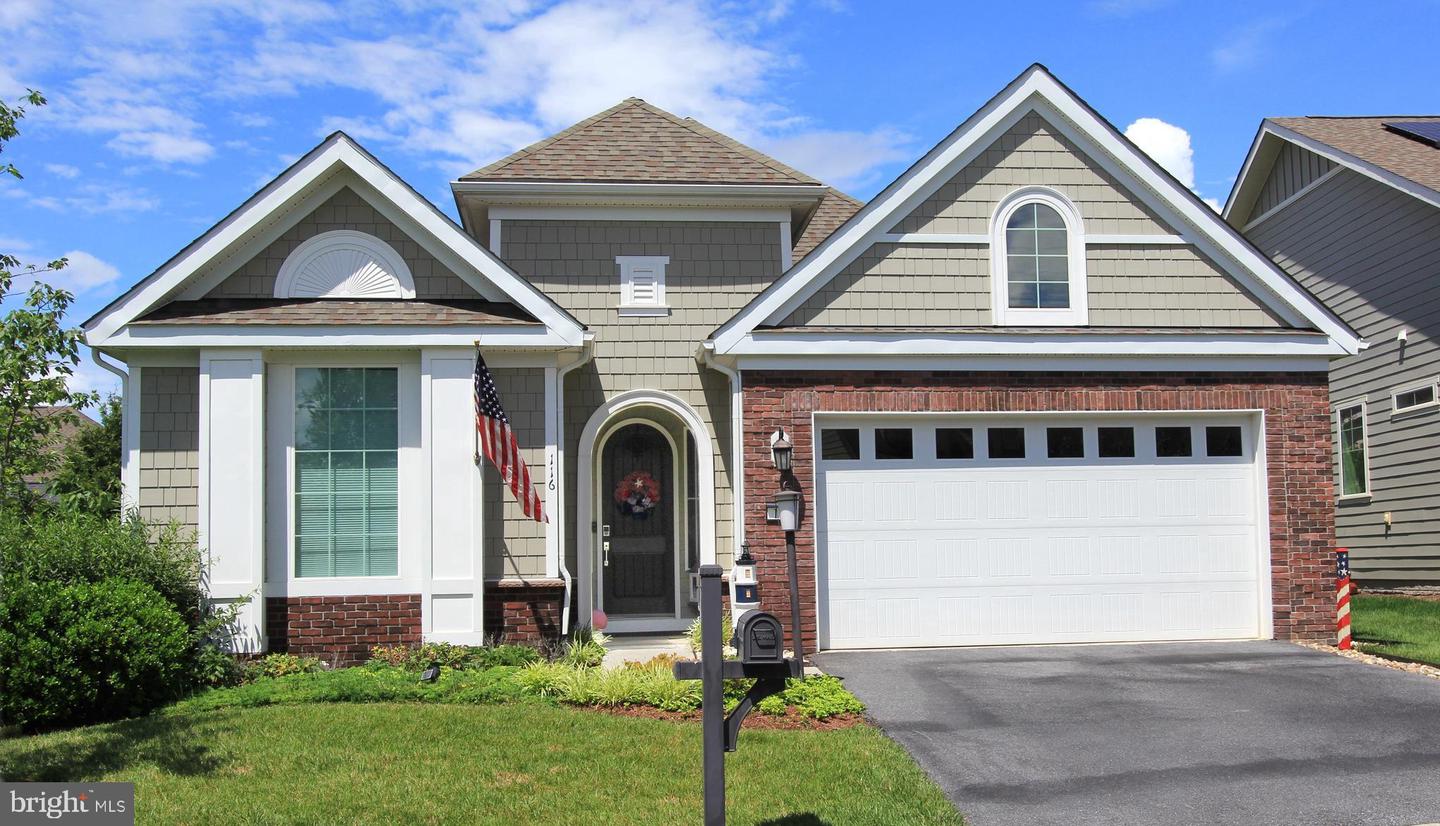 116 COTTONTAIL DR, LAKE FREDERICK, Virginia 22630, 3 Bedrooms Bedrooms, 8 Rooms Rooms,3 BathroomsBathrooms,Residential,For sale,116 COTTONTAIL DR,VAFV2035016 MLS # VAFV2035016