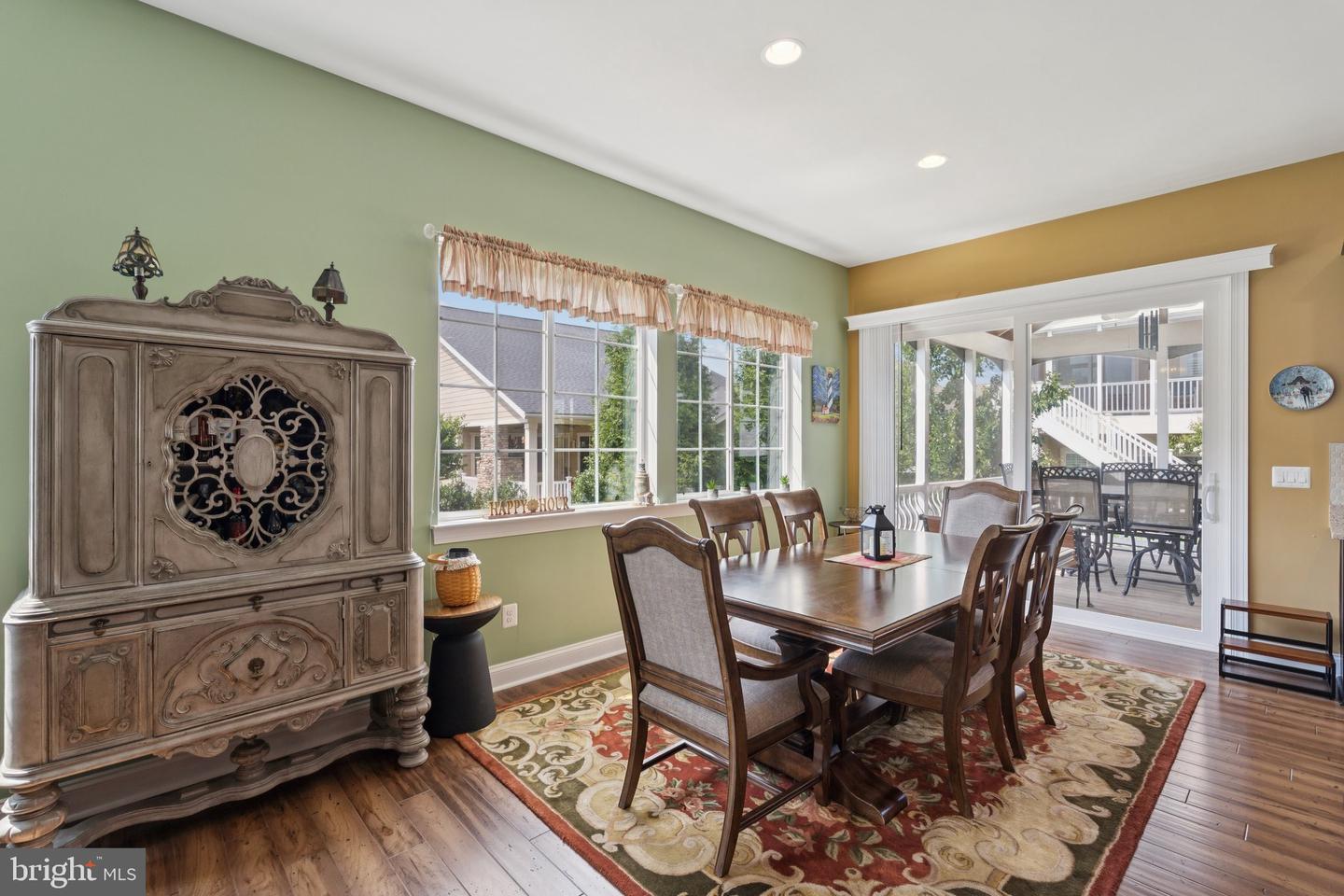 116 COTTONTAIL DR, LAKE FREDERICK, Virginia 22630, 3 Bedrooms Bedrooms, 8 Rooms Rooms,3 BathroomsBathrooms,Residential,For sale,116 COTTONTAIL DR,VAFV2035016 MLS # VAFV2035016