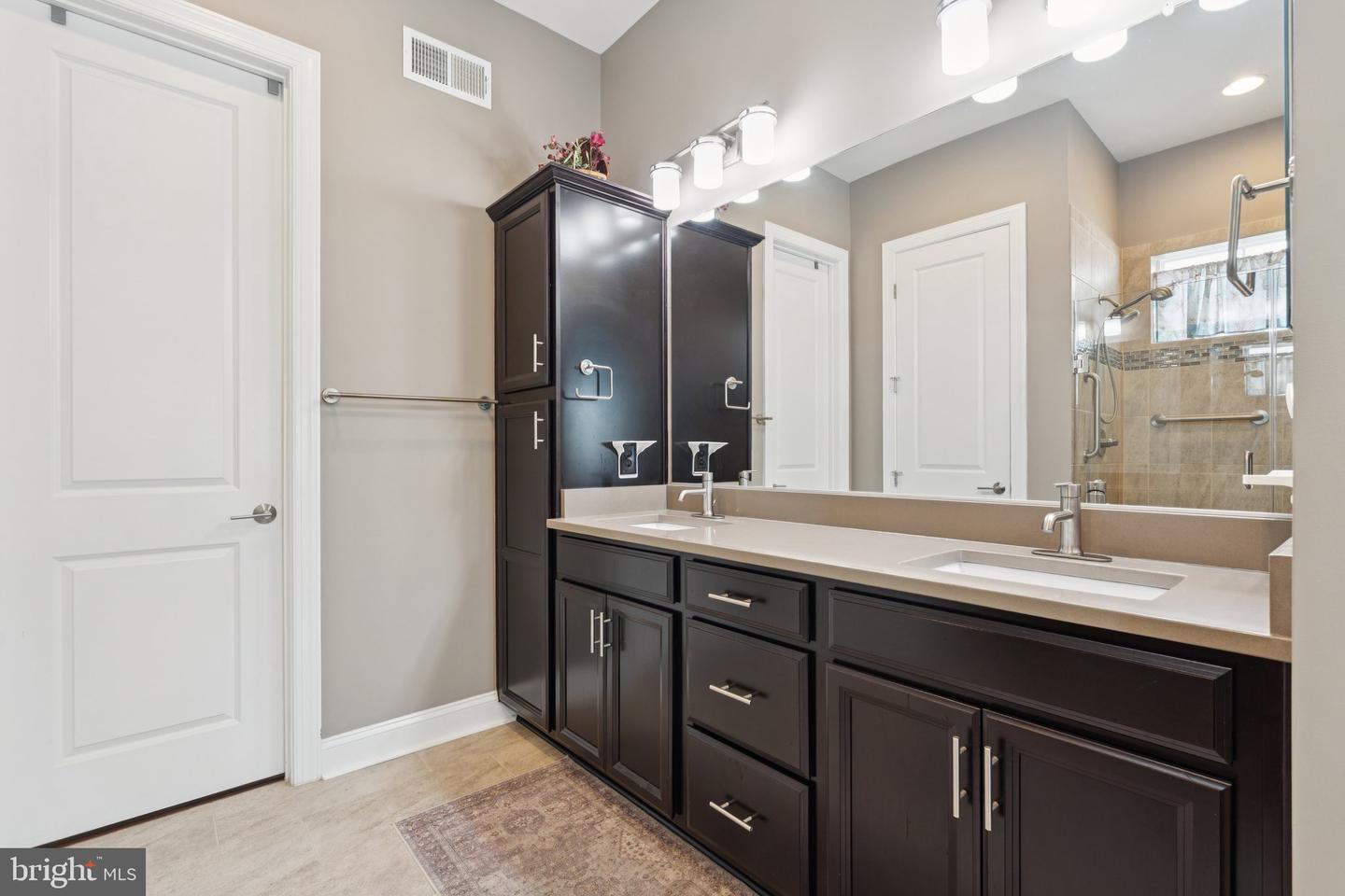 116 COTTONTAIL DR, LAKE FREDERICK, Virginia 22630, 3 Bedrooms Bedrooms, 8 Rooms Rooms,3 BathroomsBathrooms,Residential,For sale,116 COTTONTAIL DR,VAFV2035016 MLS # VAFV2035016