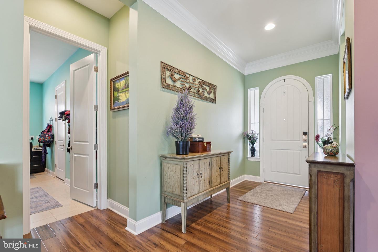 116 COTTONTAIL DR, LAKE FREDERICK, Virginia 22630, 3 Bedrooms Bedrooms, 8 Rooms Rooms,3 BathroomsBathrooms,Residential,For sale,116 COTTONTAIL DR,VAFV2035016 MLS # VAFV2035016