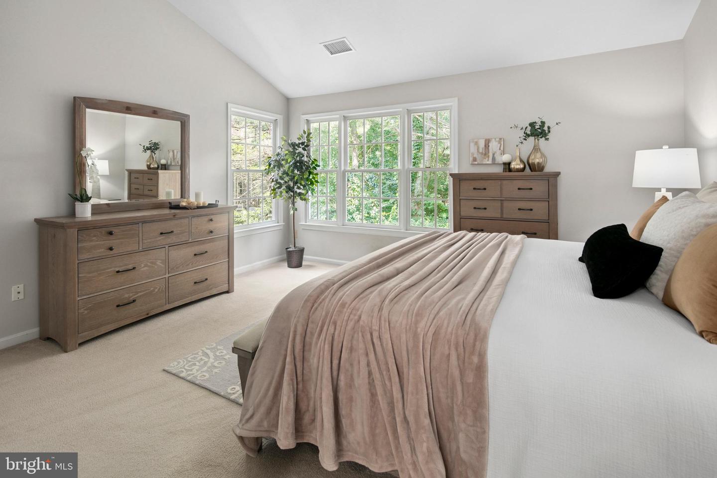 11415 HOLLOW TIMBER CT, RESTON, Virginia 20194, 4 Bedrooms Bedrooms, ,3 BathroomsBathrooms,Residential,For sale,11415 HOLLOW TIMBER CT,VAFX2249378 MLS # VAFX2249378